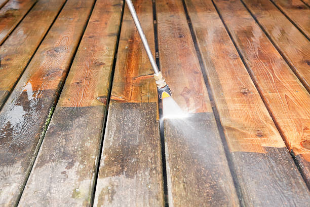 Best Concrete Pressure Washing  in University Place, WA
